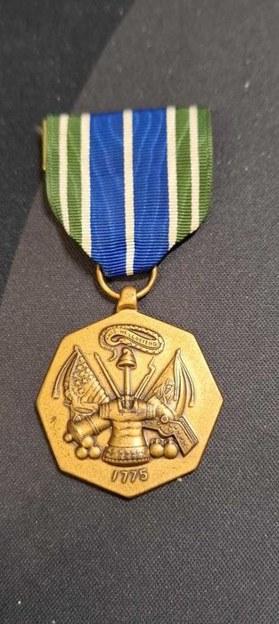 Lot medali :  Razboiul din Vietnam si Germane