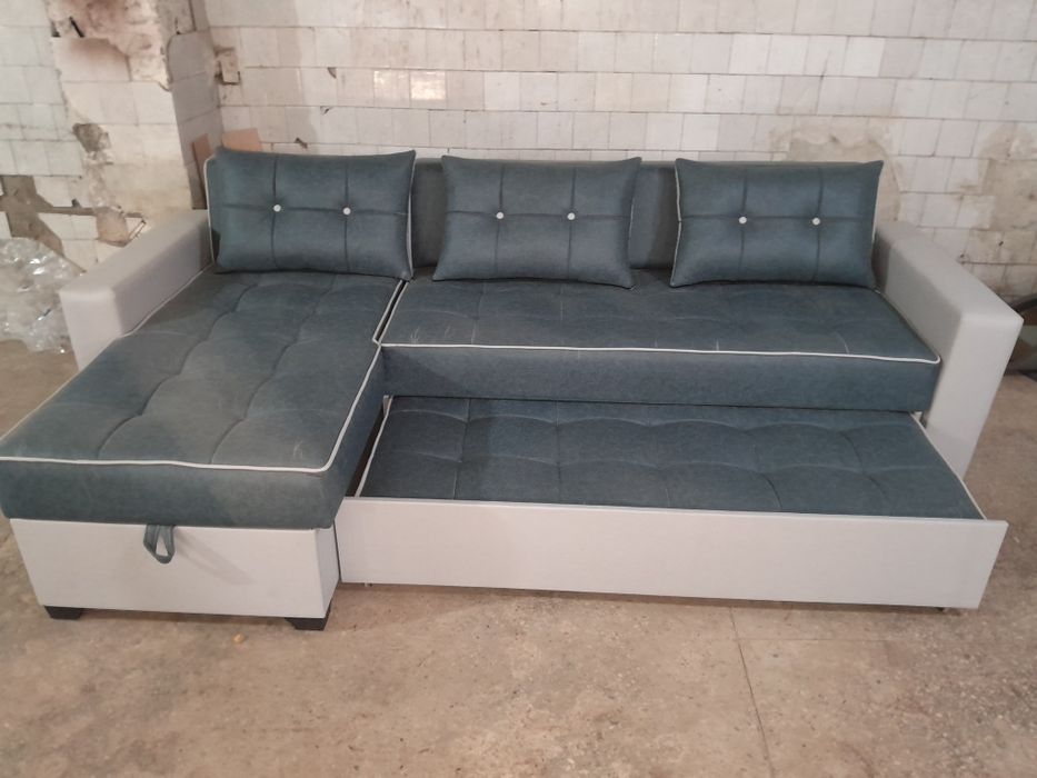 Ugolok va Divanlarimiz