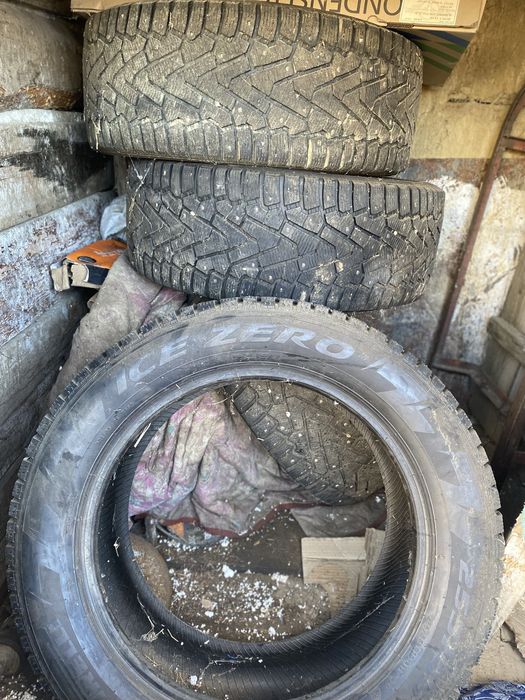 Продам шины зимнее буу