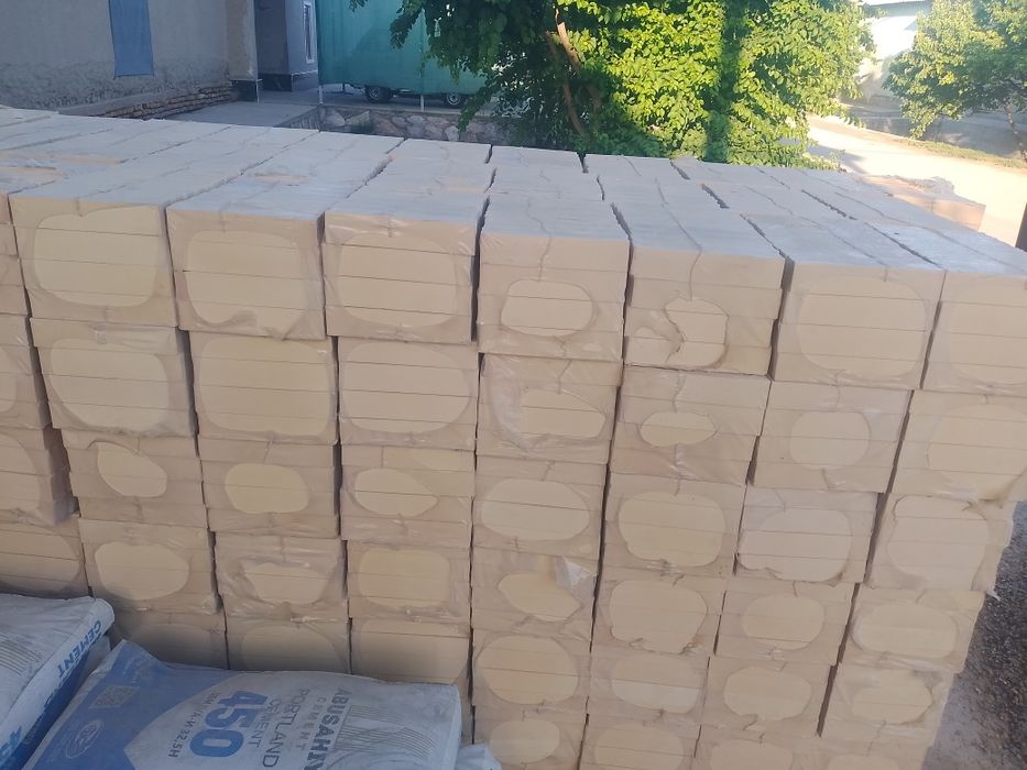 Samarqand padrashifka gʻisht sotiladi