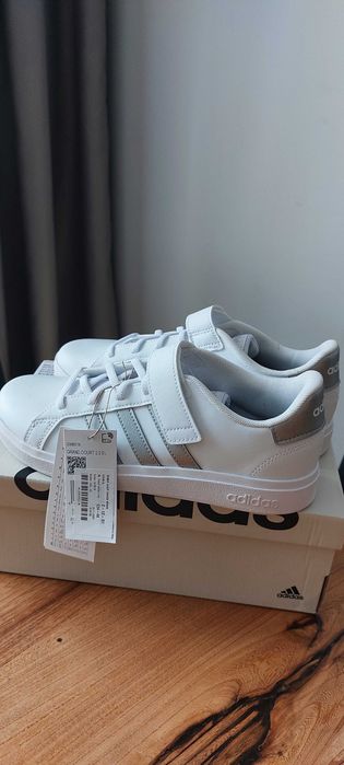 Белые кеды уни Адидас, 37.5-38рр