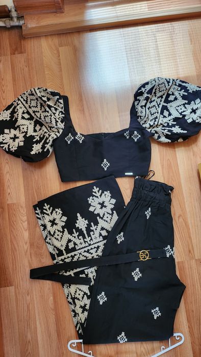 Сет топ и панталон Christine