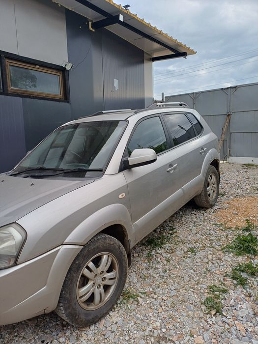 Hyundai Tucson/Хюндай Туксон дизел 2.0, 140к.с. 4×4 на части