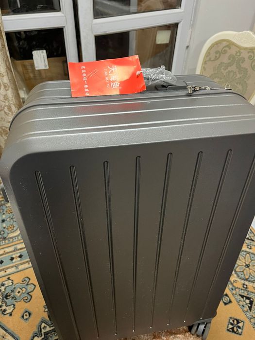 Продам чемоданы-3 шт из поликарбоната