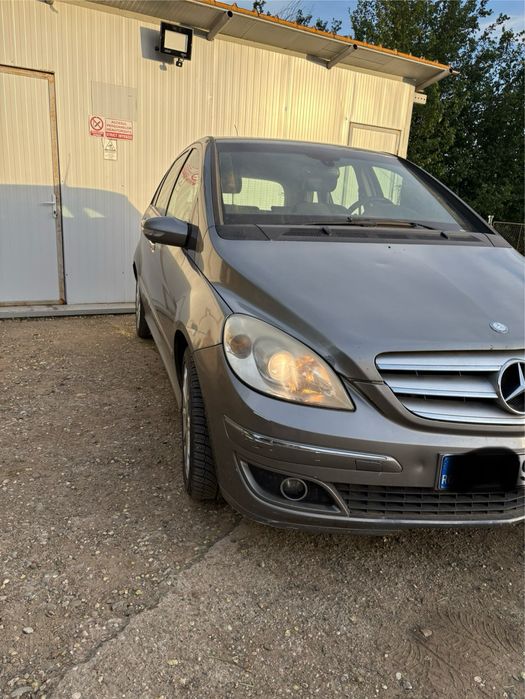 Mercedes benz b class