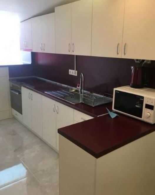 Дава се под наем Тристаен апартамент в София, Център - 63 кв.м за 550 € - Снимка #6