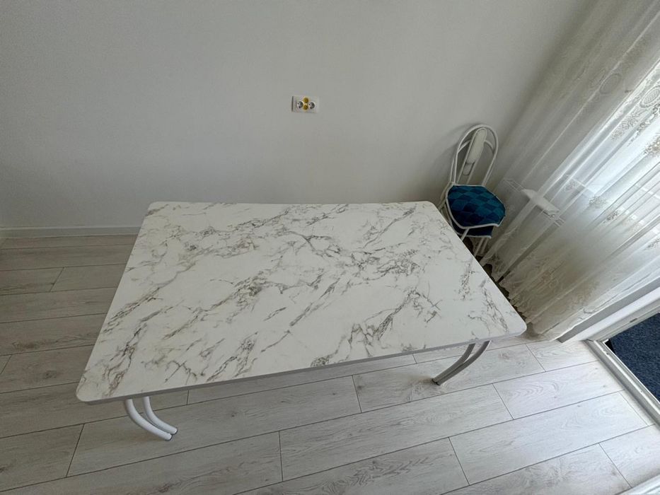 Продам кухонный стол за 30000тг