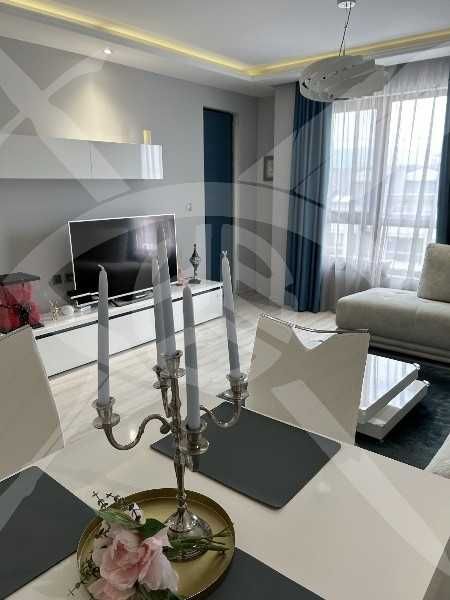 Продава се Тристаен апартамент в Пловдив, Тракия - 120 кв.м за 2459 €/кв.м - Снимка #1