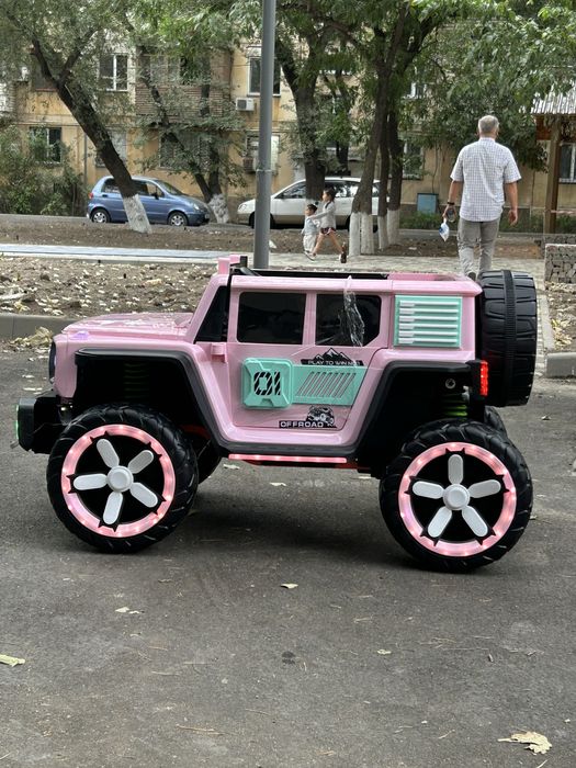 Мерседес для девочек