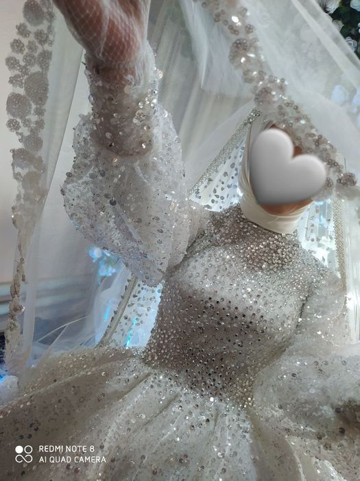 Tòy libos. kelin kòyne