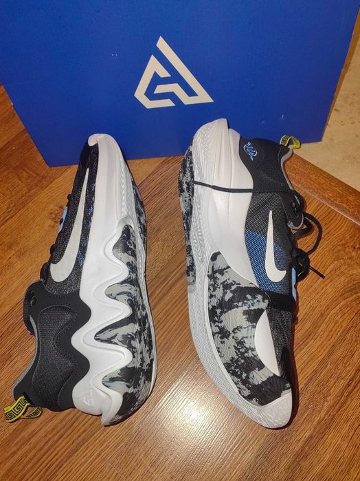 Adidasi Nike barbati
