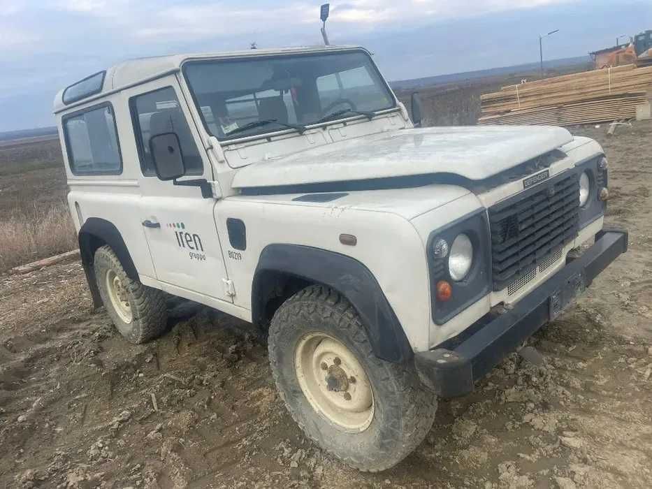 Dezmembrari Defender 90 motor 2.5 diesel TD5 2002/dezmembrez