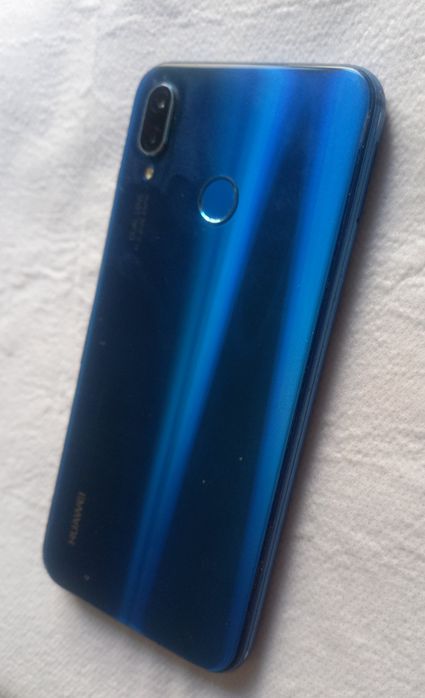 Продается телефон