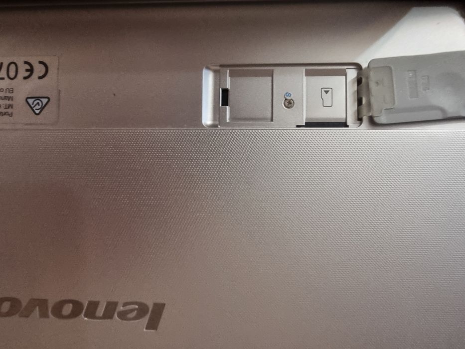 Lenovo Pad Yoga Tablet 2-1050F