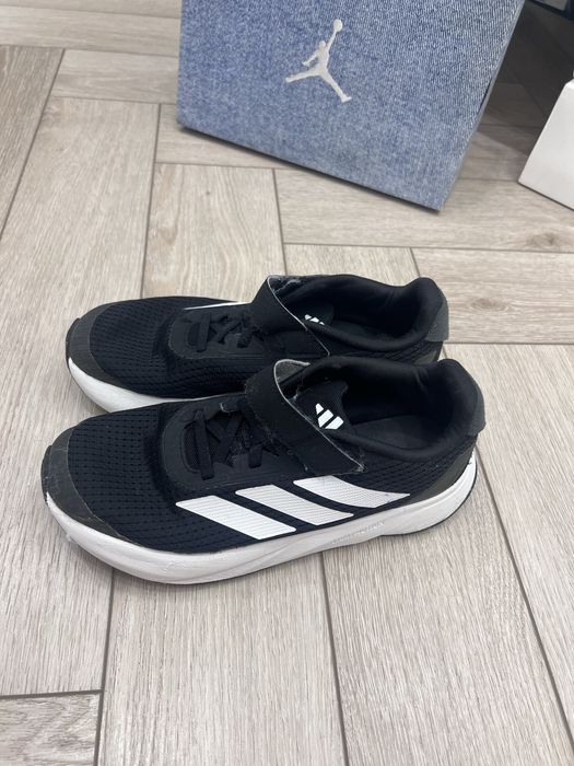 Кроссовки,все оригинал