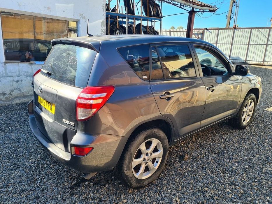 Dezmembrari dezmembrez  Toyota RAV 4 III Facelift 2.2 Diesel