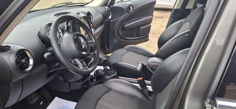 Vând Mini Countryman, 2013, cutie automata