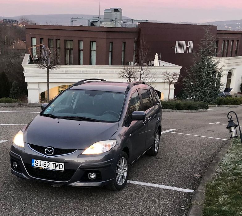 Vând Mazda 5 cu 7 locuri!