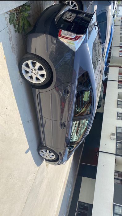 De vanzare Toyota Prius Hybrid | 2013 | 1.8