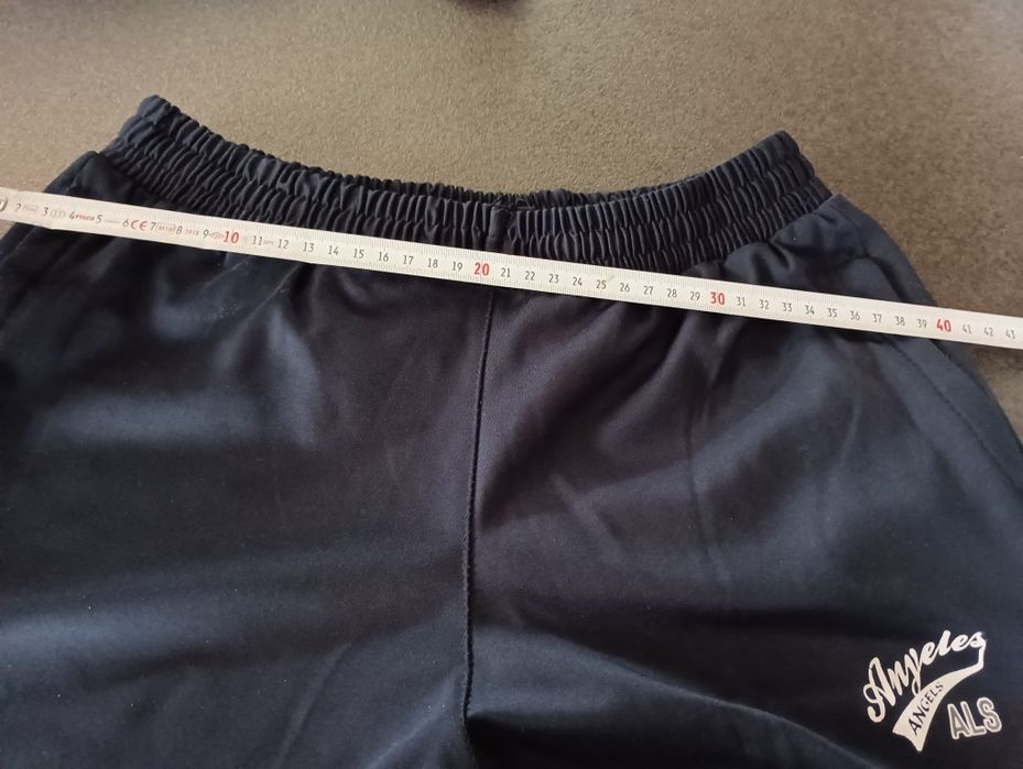 Продавам Детски екип