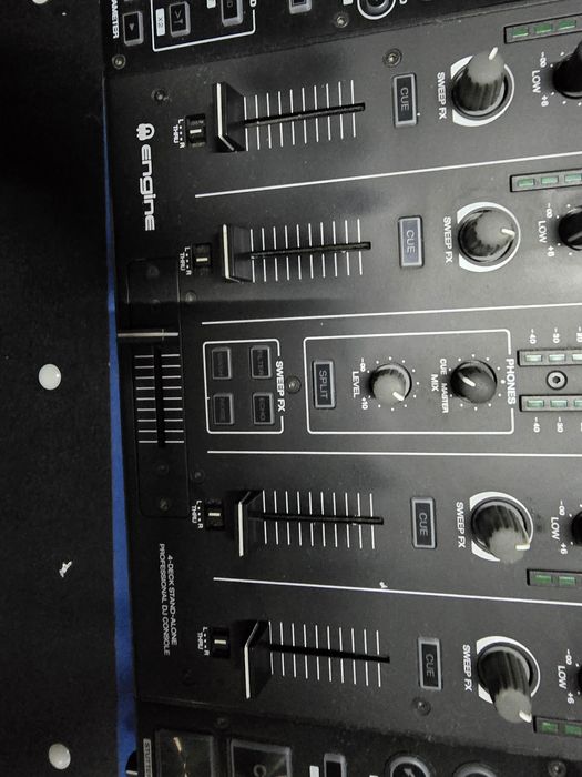 Denon prime 4.     .