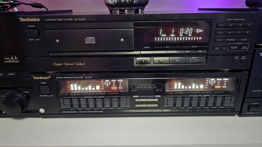 Linie Audio Technics Completă – Vintage Hi-Fi, Stare Bună