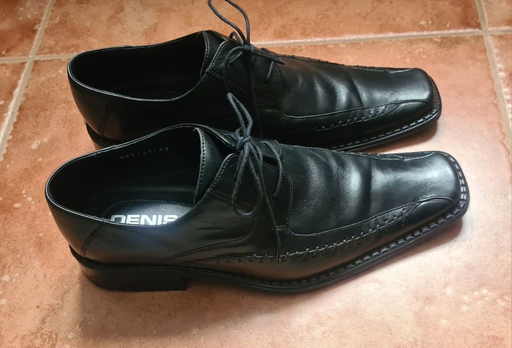 Pantofi din piele
