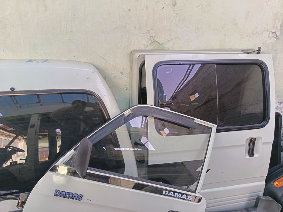 Дамас орка капот ён эшиклар.