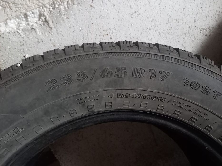 Продам зимние шины