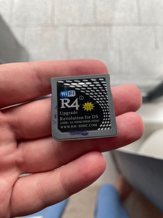Adaptor R4 Nintendo DS Lite DSi