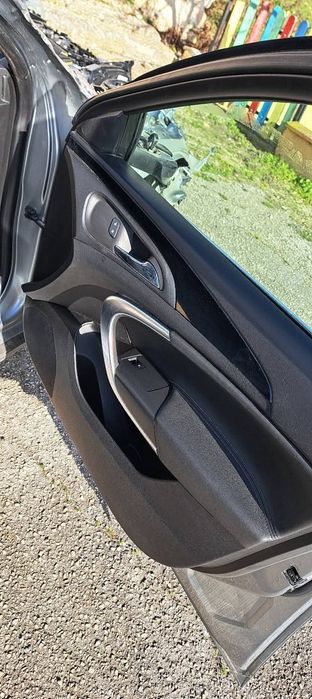 Опел Инсигния на части,може и цяла,