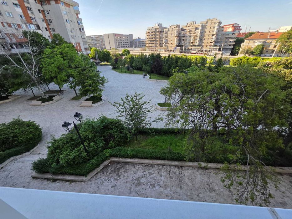 Inchiriez apartament lux ultracentral langa teatrul national
