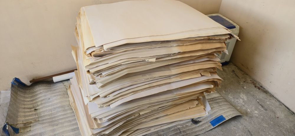 Срочно продаётся обверточная бумага.