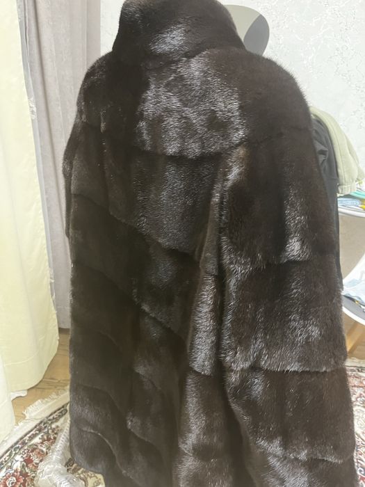 Продам шубу за 350000