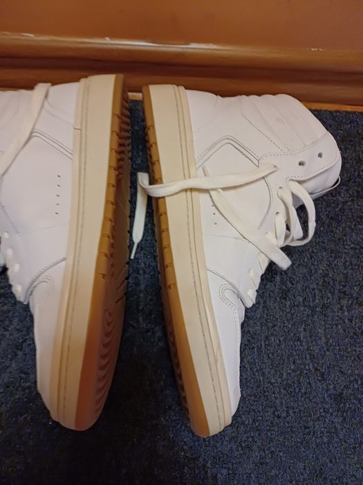 Sneakersi  Closed