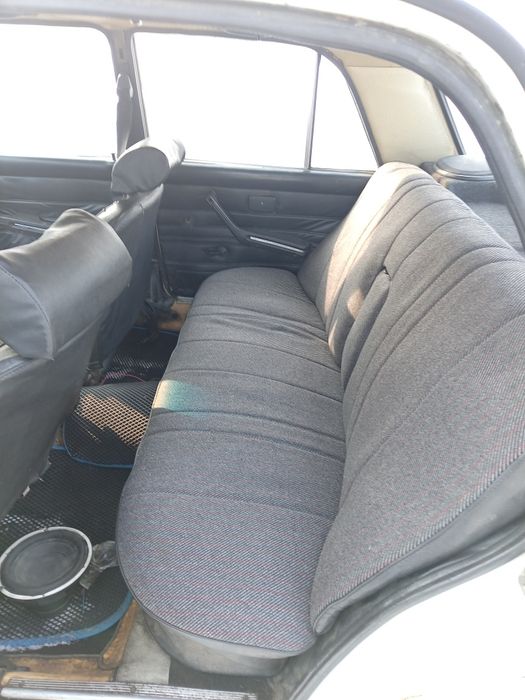 В продаже ваз 2106