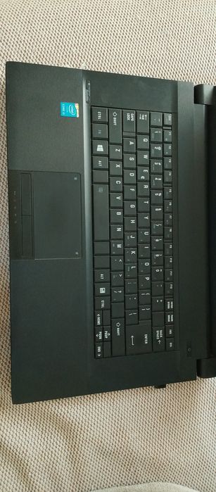 Laptop Toshiba, în stare bună