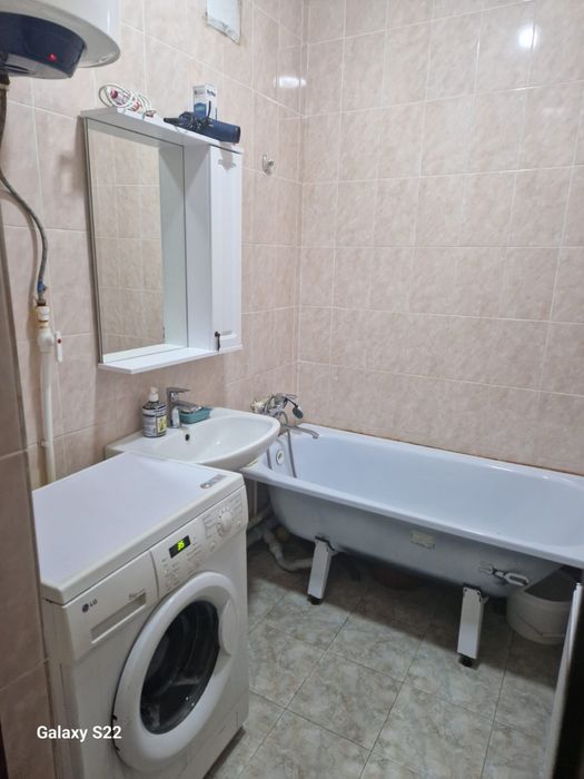 Продам 2 комнатную квартиру