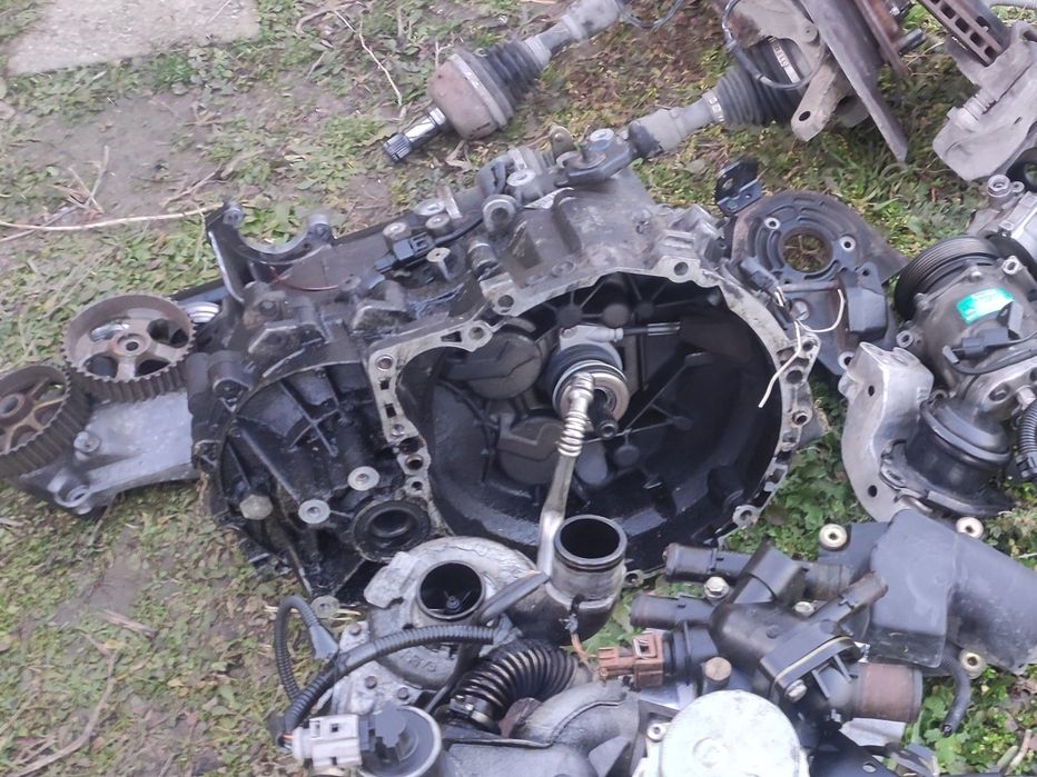 скоростна кутия Волво в40 1.9 дизел