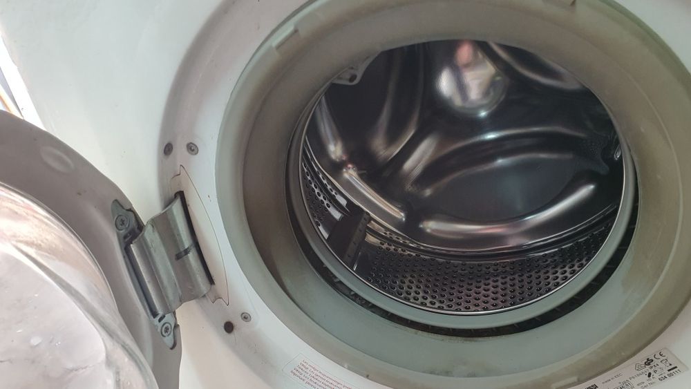 Продам стиральную машину