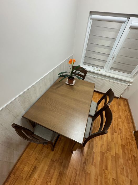 Трапезна маса + 4 стола