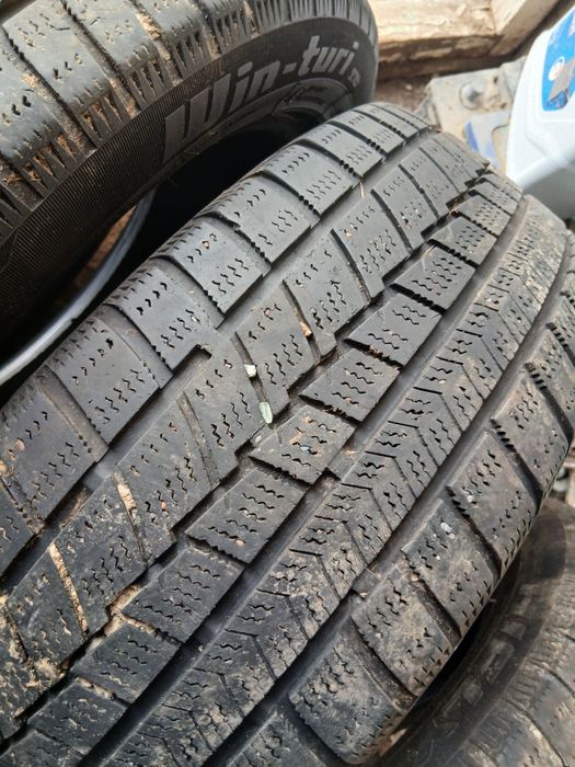 Р15 зимни шина сатам