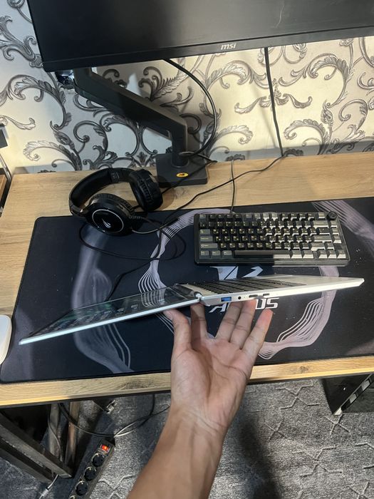 Noutbuk 14 dyum 16/512 gb ddr 4  2.hz windows 14 pro
