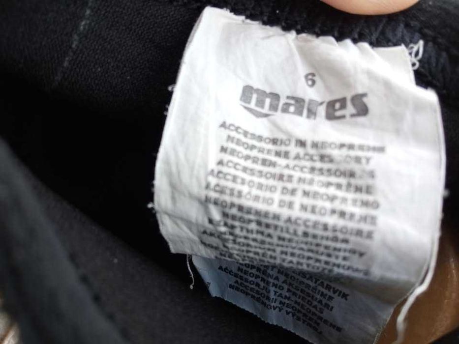 Pantofii scufundari noi Mares Equator, mar 39.5 (25 cm) made in Italy.