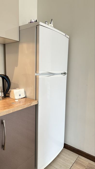 Холодильник в хорошем состоянии