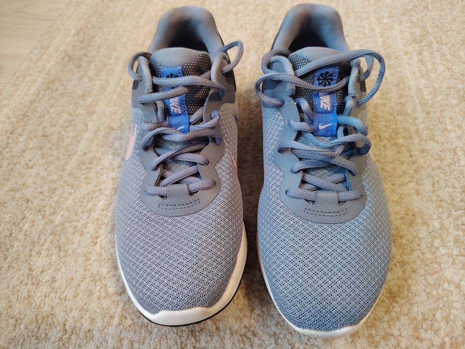 Adidași femei Nike mărimea 40