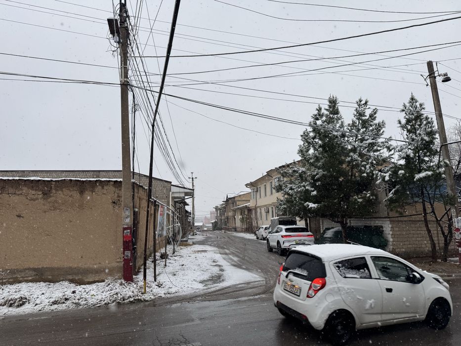 Сабзавот аркадан 1,6км . 6 сотик 20-30.