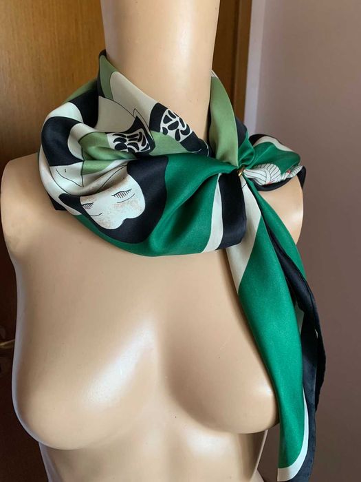 Копринен винтидж шал с уникален десен