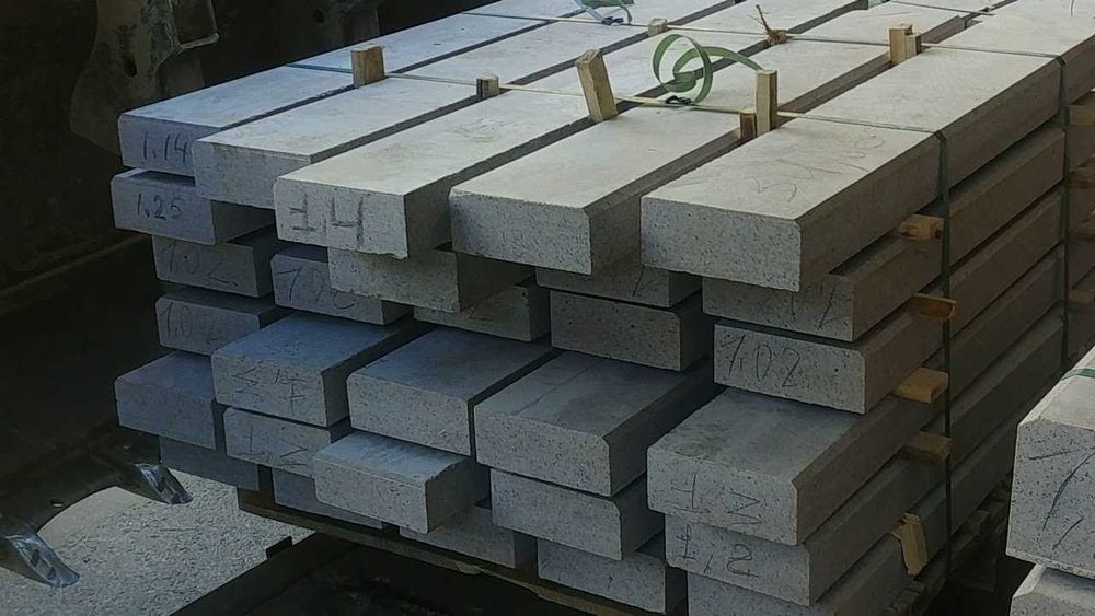 Гранитный бордюр, поребрик