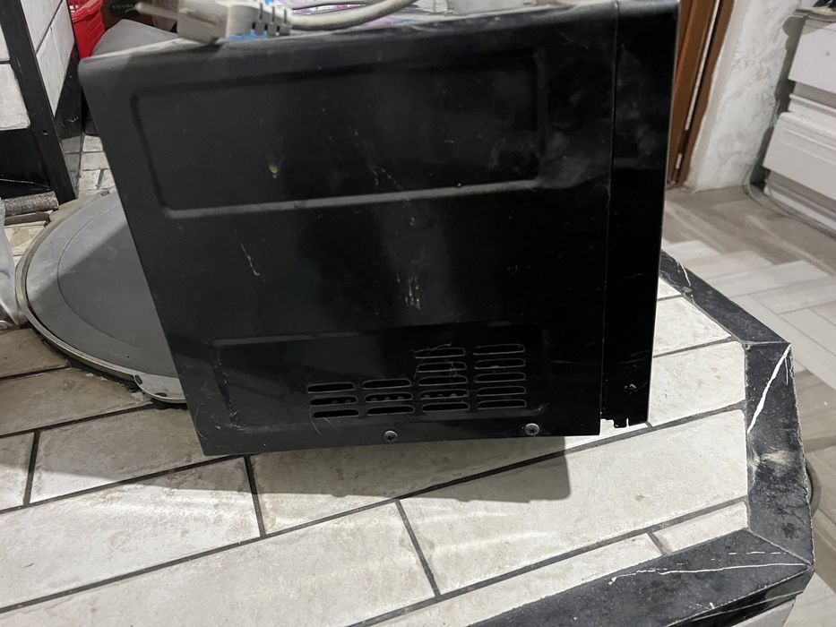 Продаю Микроволновку